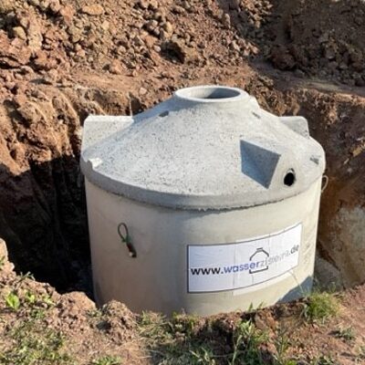 Betonzisterne 5000 Liter in der Baugrube
